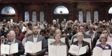 'Something is happening': data on Catholic conversions really are unprecedented