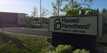 Former Planned Parenthood Worker Says Abortion Biz Lies to Women