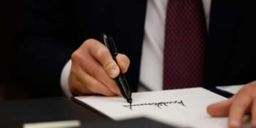 Large Majority of Americans Approve of Trump’s Executive Order to Pay TSA