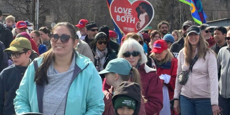 1,000 People March for Life in Alaska to Protest Abortion