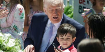 Trump Jokes With Kids About Signing Autographs, 'Biden Would Use the Autopen' [WATCH]