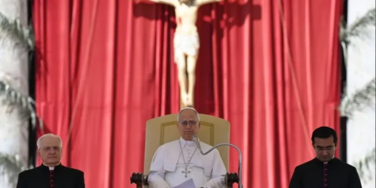 Leo XIV Welcomes U.S.-Iran Two-Week Ceasefire