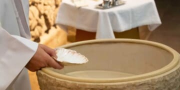 New record in France: More than 20,000 adults and teens baptized at Easter