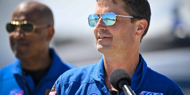 NASA Astronaut Reid Wiseman: ‘My Daughters Are My Whole Life’