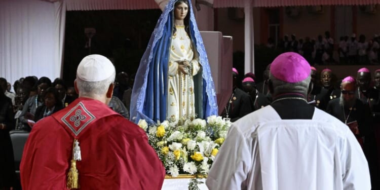 Pope Leo XIV Leads Rosary at Beloved Muxima Marian Shrine in Angola