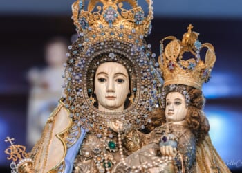Thousands flock to Manaoag for the centenary of the Virgin’s coronation