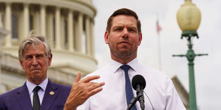 Image for article: After Devastating Sexual Assault Allegations, Swalwell Now Leading Democratic Presidential Candidate