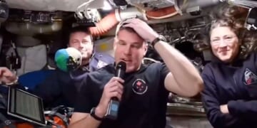 Image for article: As Astronauts Reach the Farthest Any Human Has Been From Earth, Mission Specialist Pretty Sure He Left the Oven On