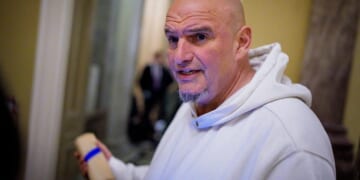 John Fetterman Backs Trump’s White House Ballroom Push After Correspondents’ Dinner Shooting