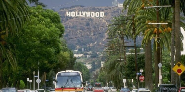 Los Angeles County Leads U.S. In Population Loss As Residents Flee High Costs