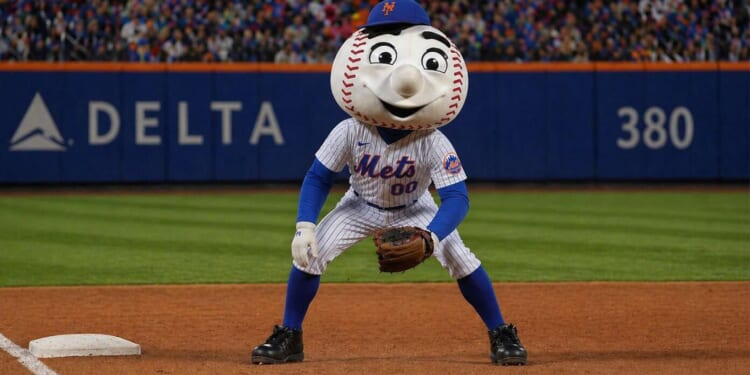 Image for article: Struggling New York Mets To Start Mr. Met At Third Base