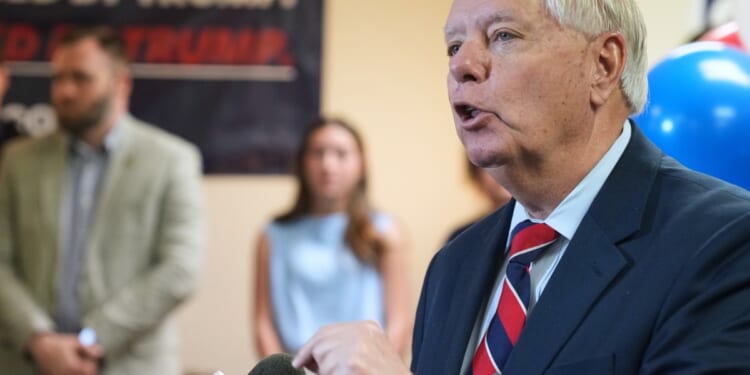 Trump Endorses Lindsey Graham. Ten Years Ago, He Attacked Him.