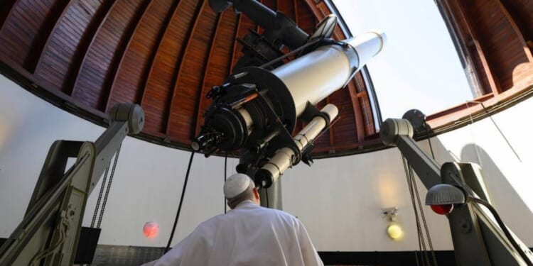 Four asteroids named for Pope Leo XIII, Vatican astronomers