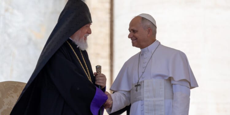 Pope Leo explains why Vatican II’s reform did not change only ‘the rites’ of the liturgy