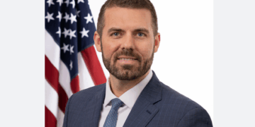 Interim FDA Commissioner Kyle Diamantas Was a Planned Parenthood Attorney