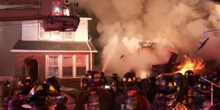 NYPD Cops Show Their Heroism Yet Again After Queens Explosion— Every New Yorker Should Cheer