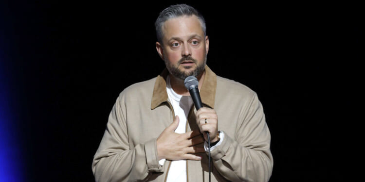 Nate Bargatze and the Contagiousness of Clean Comedy