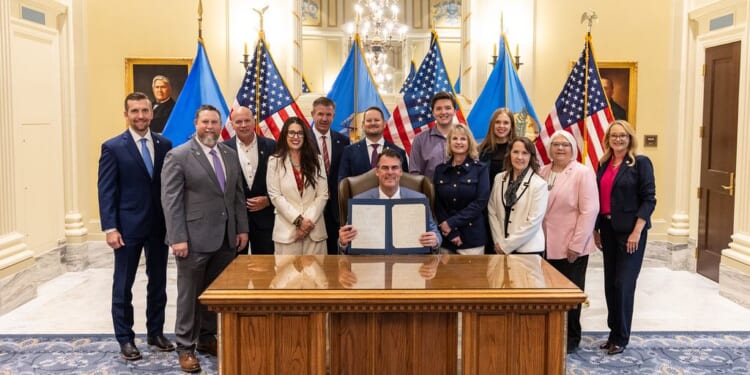 Oklahoma Governor Signs Bill to Stop Abortion Pill Trafficking