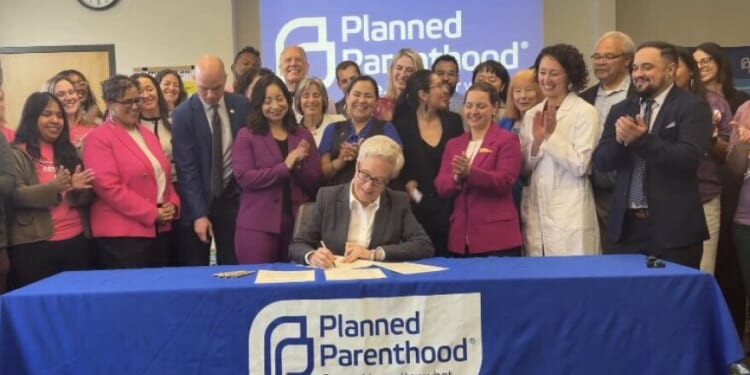Oregon Governor Gives Planned Parenthood Permanent Funding to Kill Babies