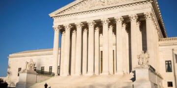Supreme Corut Temporarily Allows Mail-Order Abortions