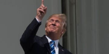 Trump Backs Sunshine Protection Act To Make Daylight Saving Time Permanent