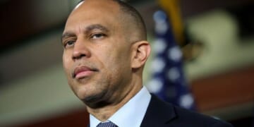Trump Reveals New ‘Dumocrats’ Nickname For Democrats And Says Hakeem Jeffries Inspired It