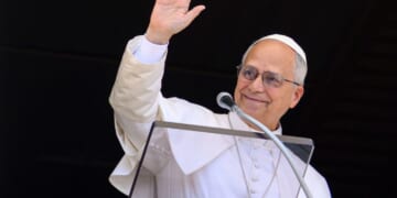 Pope calls on Catholic universities to be authentic, instill ‘passion for the truth’