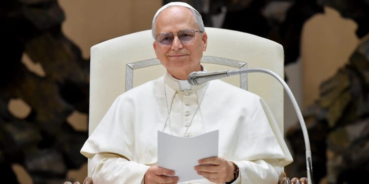 Pope praises sacredness, beauty of Eastern liturgies; laments effects of wars on Middle East’s Christians