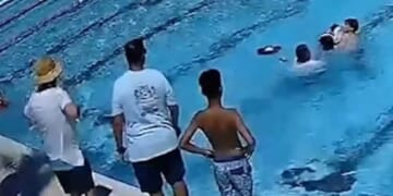 ICE Officer Saves Drowning Child at Florida Pool After Jumping In Fully Clothed