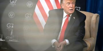 Trump Says He’ll Read Iran Peace Deal ‘Word by Word’ After Signing