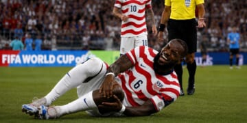Image for article: U.S. Team Now A Favorite To Win World Cup After Bringing On LeBron James To Flop