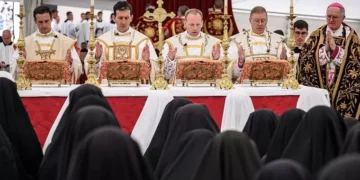 SSPX consecrates bishops in defiance of Rome’s schism warning