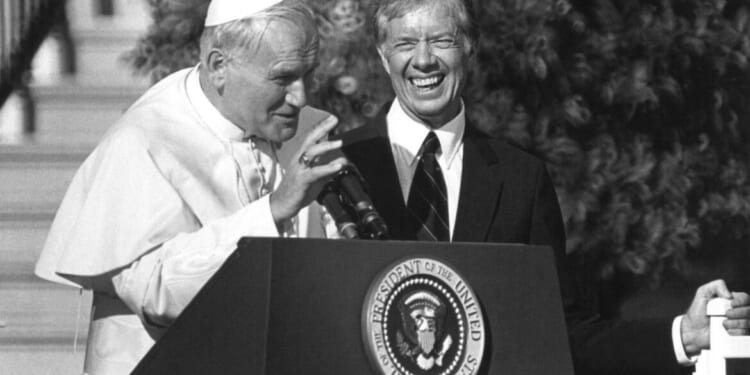 Exhibit highlights St. John Paul II’s U.S. visits, esteem for nation’s foundational documents