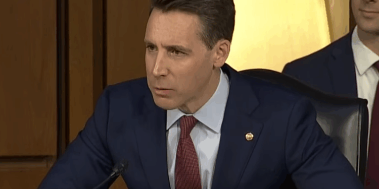 Josh Hawley Wants Abortion Biz Criminally Charged for Mailing Illegal Abortion Pills