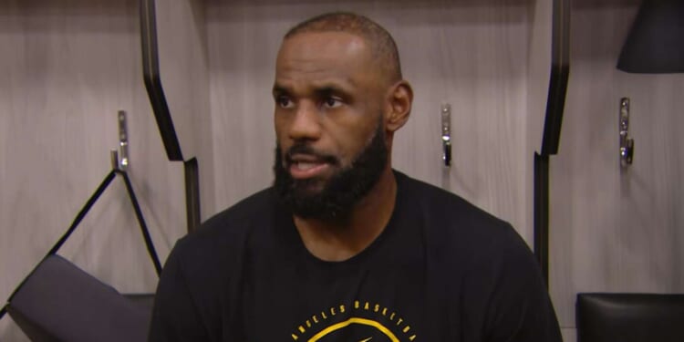 Image for article: LeBron James: 'I'm Taking My Receding Hairline to Philly'
