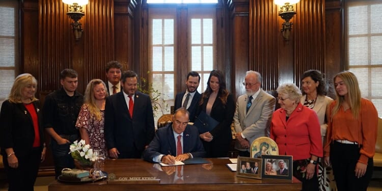 Missouri Governor Mike Kehoe Signs Bill to Protect Babies Who Survive Abortions