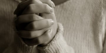 Northern Ireland Police Say Praying in a Hospital That Does Abortions is a Crime
