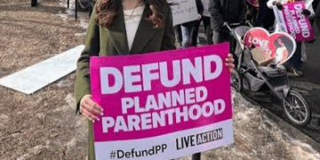 Planned Parenthood Defunding Expires, Pro-Life Groups Call for Congress to Act