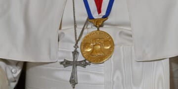 Pope Leo receives U.S. Libert Medal