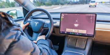 Tesla Lets Owners Disable In-Car Internet With New Parental Controls