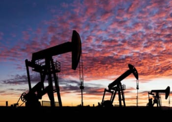 U.S. Oil Production Hits Record 13.93 Million Barrels Per Day as Producers Boost Output