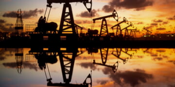 U.S. Oil Reserve Falls to 43-Year Low as Trump Drawdown Nears Its Limit