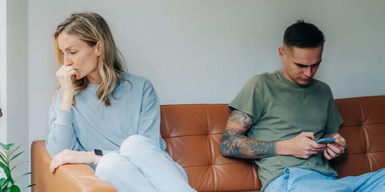 Image for article: 12 Clear Signs Your Husband Doesn't Love You Anymore