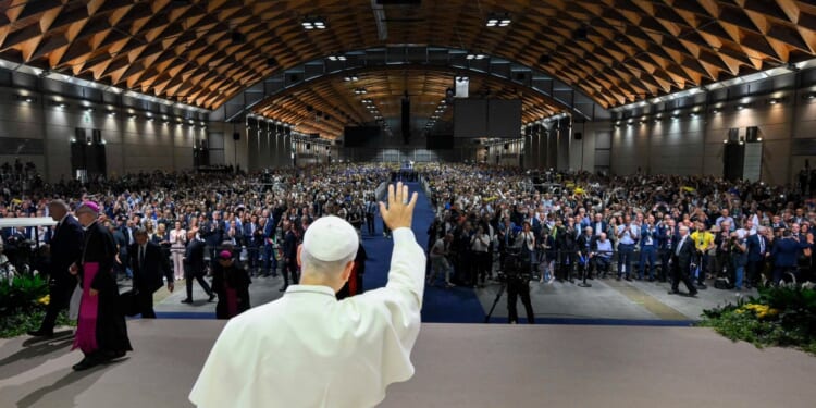 At Rimini in Italy, Pope Leo calls for fraternity: ‘Love is the law of life’