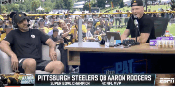 Aaron Rodgers Blasts Fauci Over Fifth Amendment Testimony
