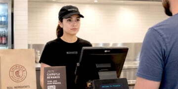 Image for article: Chipotle Cashier Tells Customer There's An Extra Charge For No Salmonella
