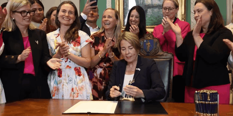 Massachusetts Removes Abortion Restrictions, Allows Abortion Up to Birth
