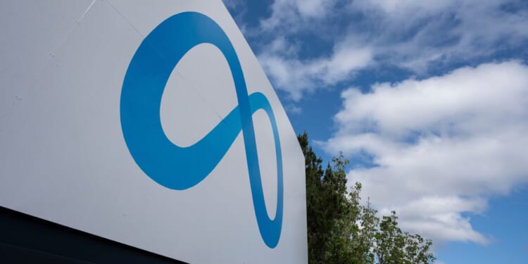 Meta Settles Social Media Addiction Suit for $17.1 Billion