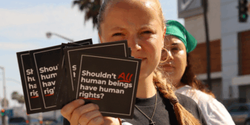 Pro-Life Youth Change 75 People’s Minds on Abortion