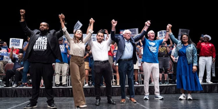 Progressives Keep Using ActBlue Amid Congressional Probe